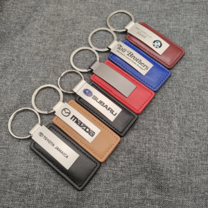 Luxury Metal and Leather Keychain with Custom Logo Car Keychain